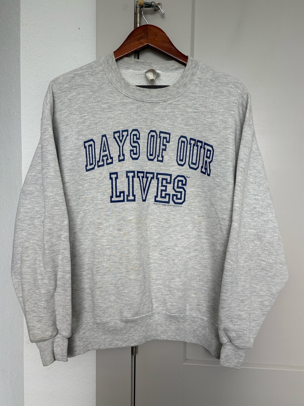 VINTAGE 1997 DAYS OF OUR LIVES GREY GRAPHIC CREWNECK SWEATSHIRT MENS LARGE